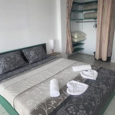 Seaview Apt. 3 Complex Karia * Kavarna